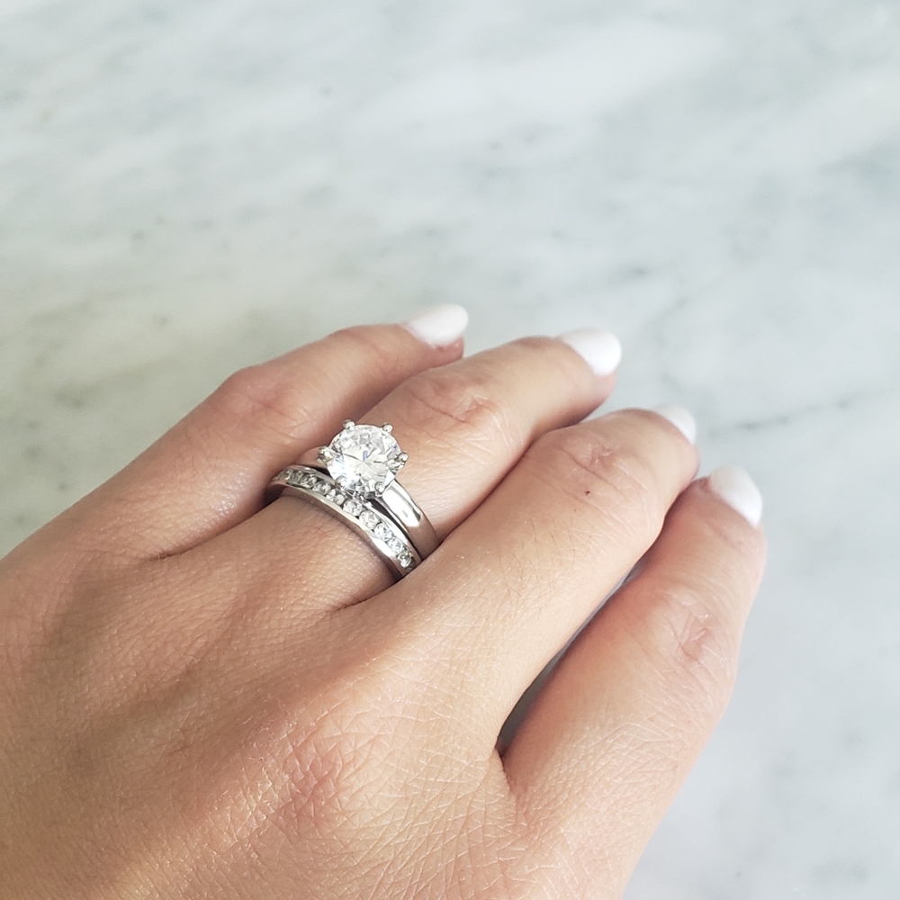 Fashion Jewelry Rings - Picture 3 of 4
